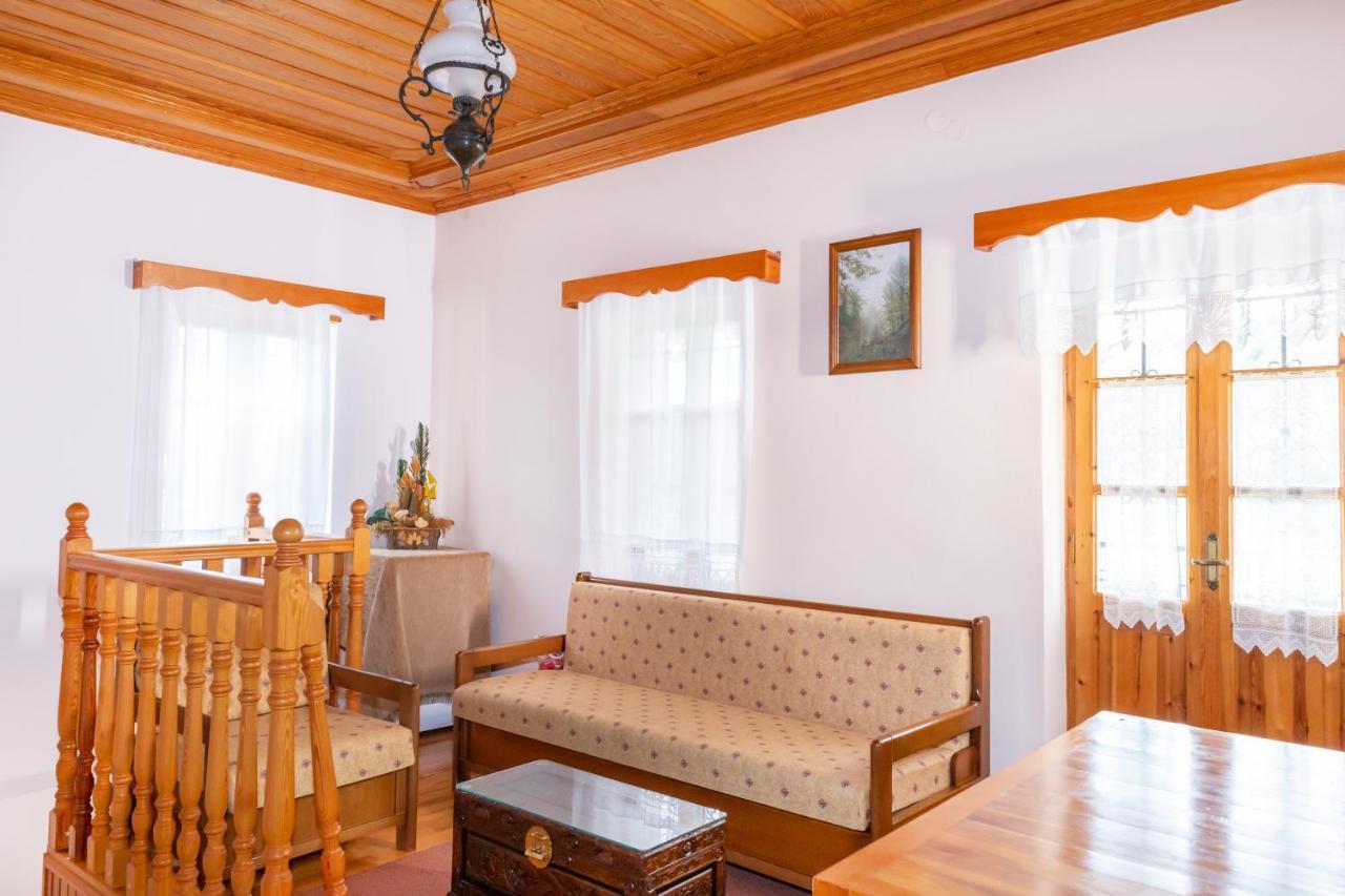 Zelinia Hotel Vitsa Ngoại thất bức ảnh